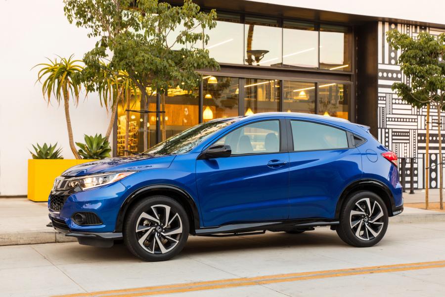  Honda HR-V Sport 2018 года  (NA) (фото 18 из 34)